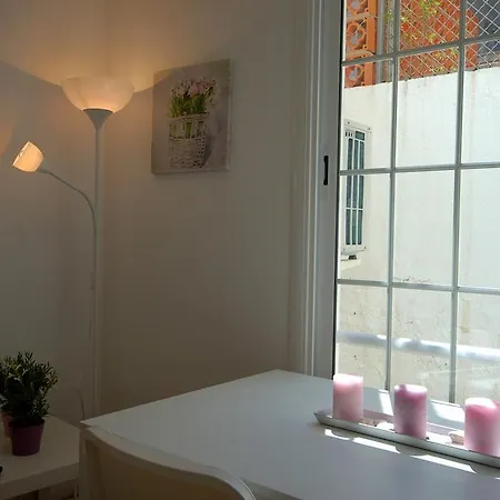 Апартаменти Lets Holidays Comfortable Near *